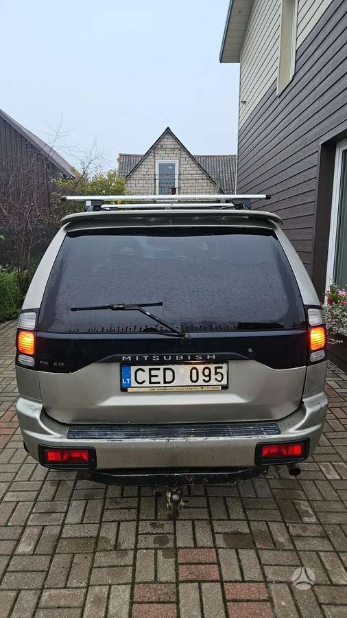 Mitsubishi Pajero 2006 — photo 8