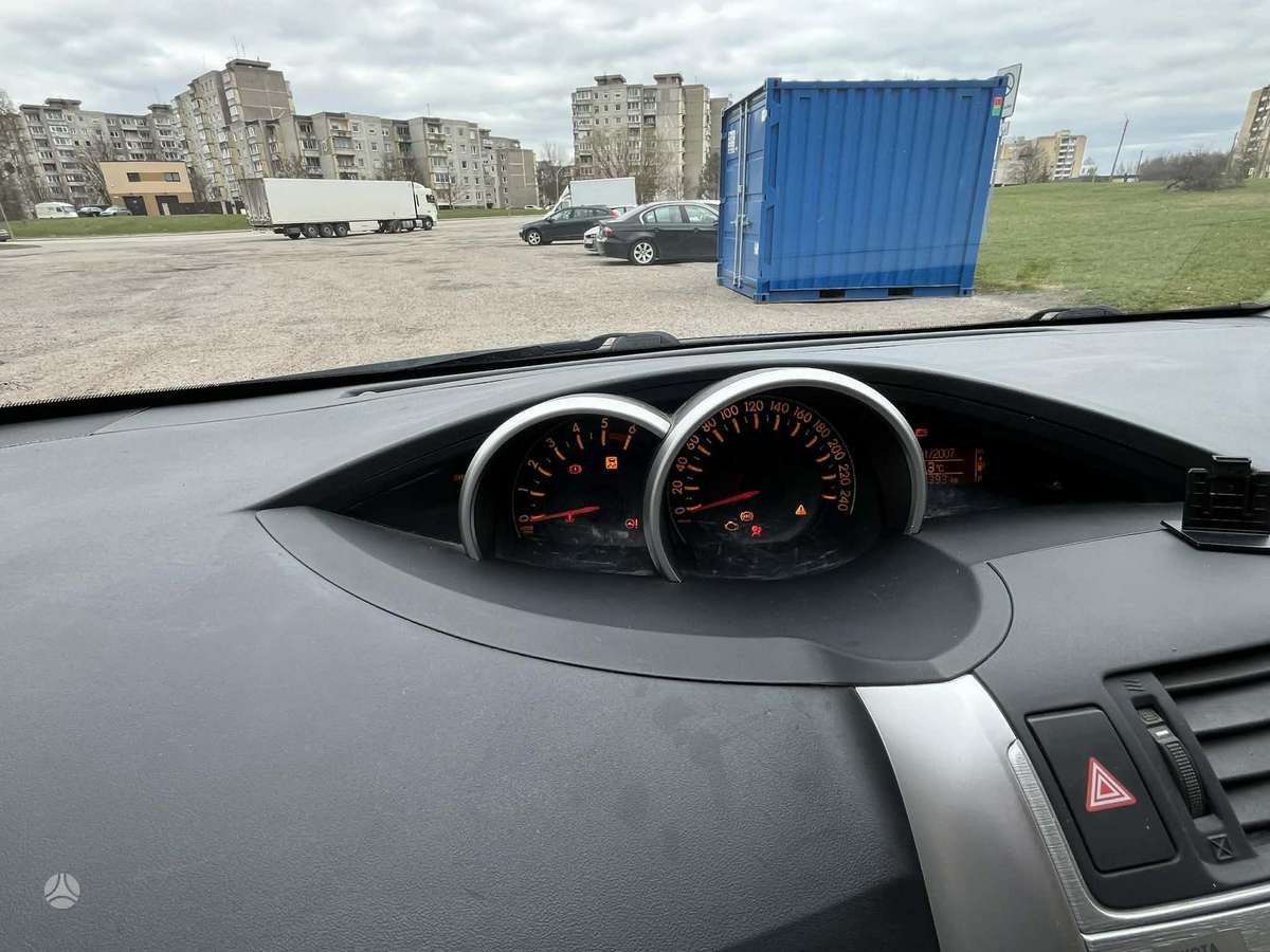 Toyota Verso 2011 — photo 13