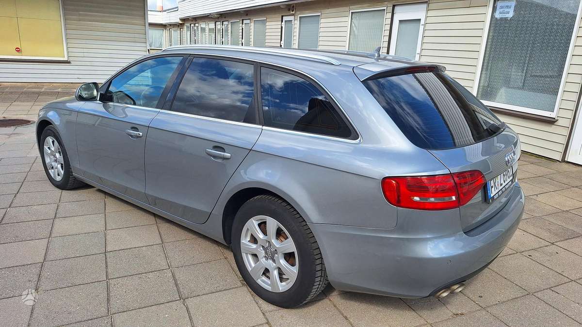 Audi A4 2008 — photo 11
