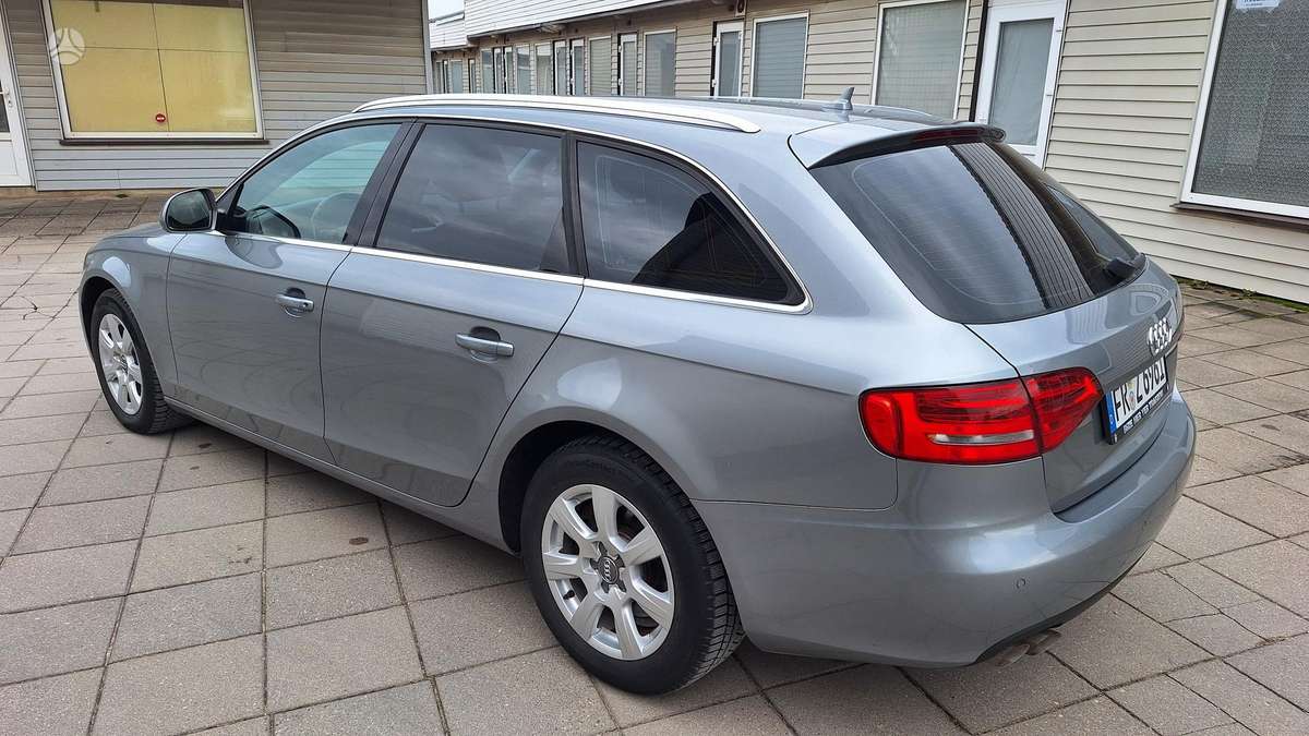 Audi A4 2008 — photo 11