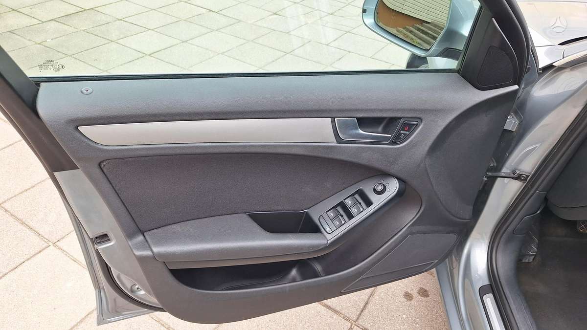 Audi A4 2008 — photo 15