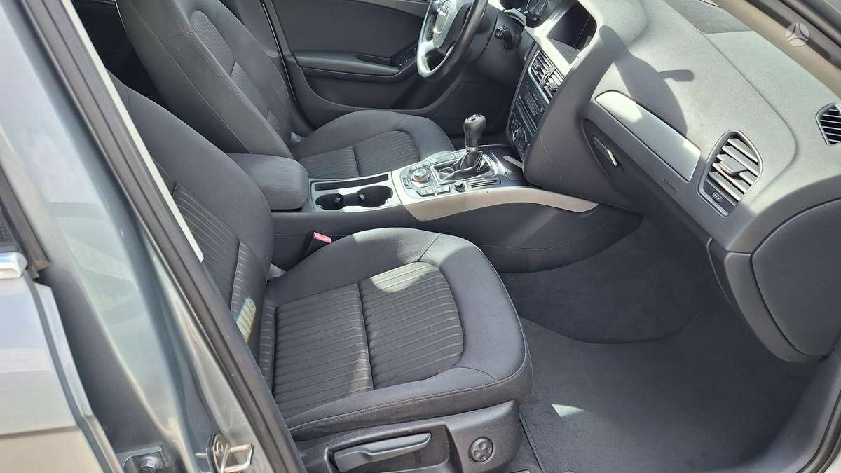 Audi A4 2008 — photo 19