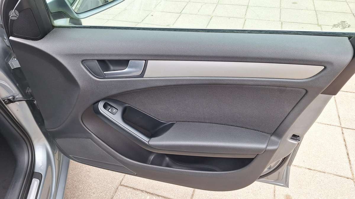 Audi A4 2008 — photo 20
