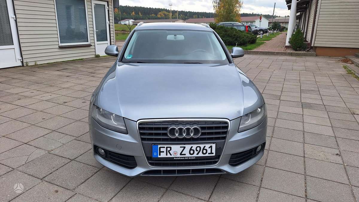 Audi A4 2008 — interior