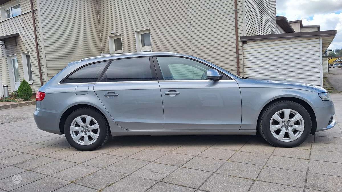 Audi A4 2008 — photo 39