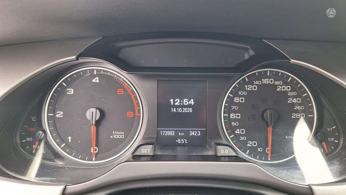Audi A4 2008 — photo 44