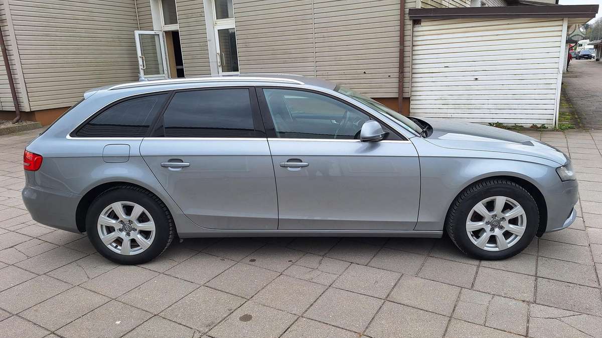 Audi A4 2008 — photo 6