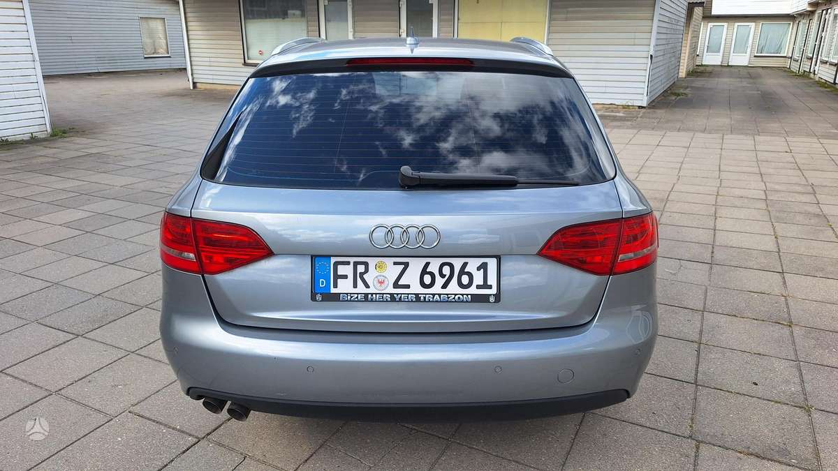 Audi A4 2008 — photo 9