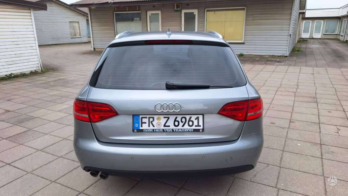 Audi A4 2008 — photo 9