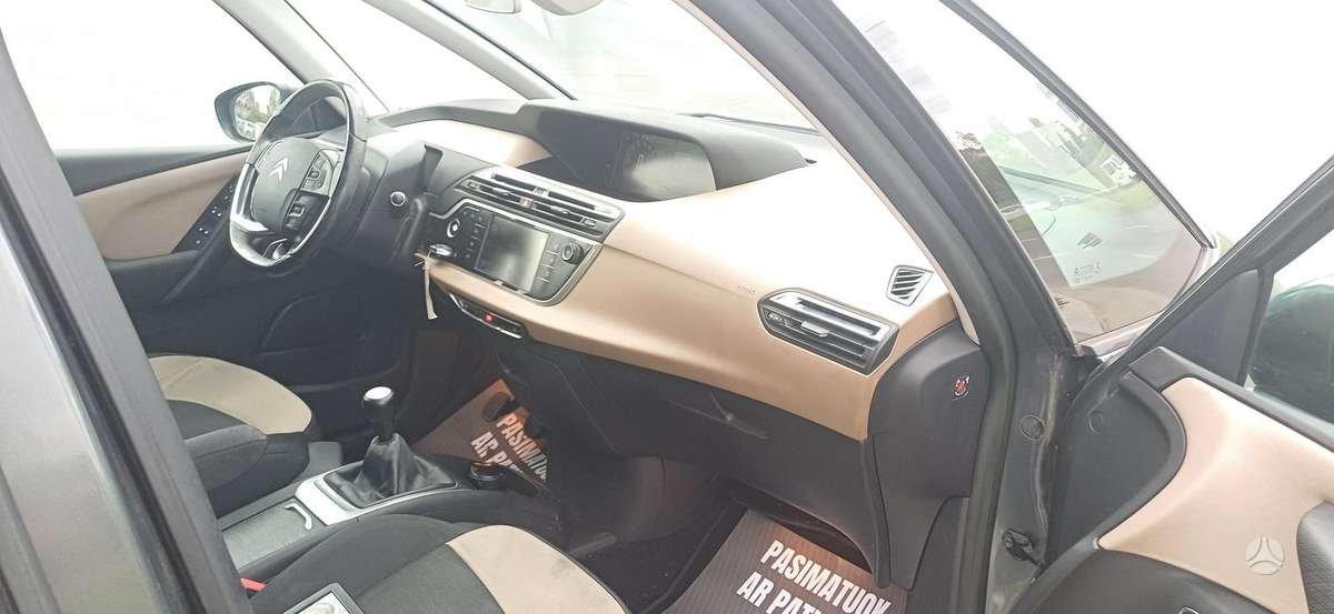 Citroen Grand 2014 — photo 10