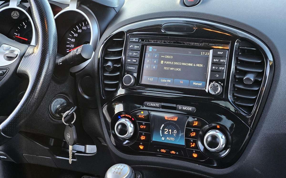 Nissan Juke 2014 — фото 12
