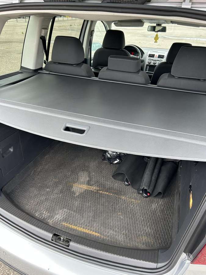 Volkswagen Touran 2008 — photo 22