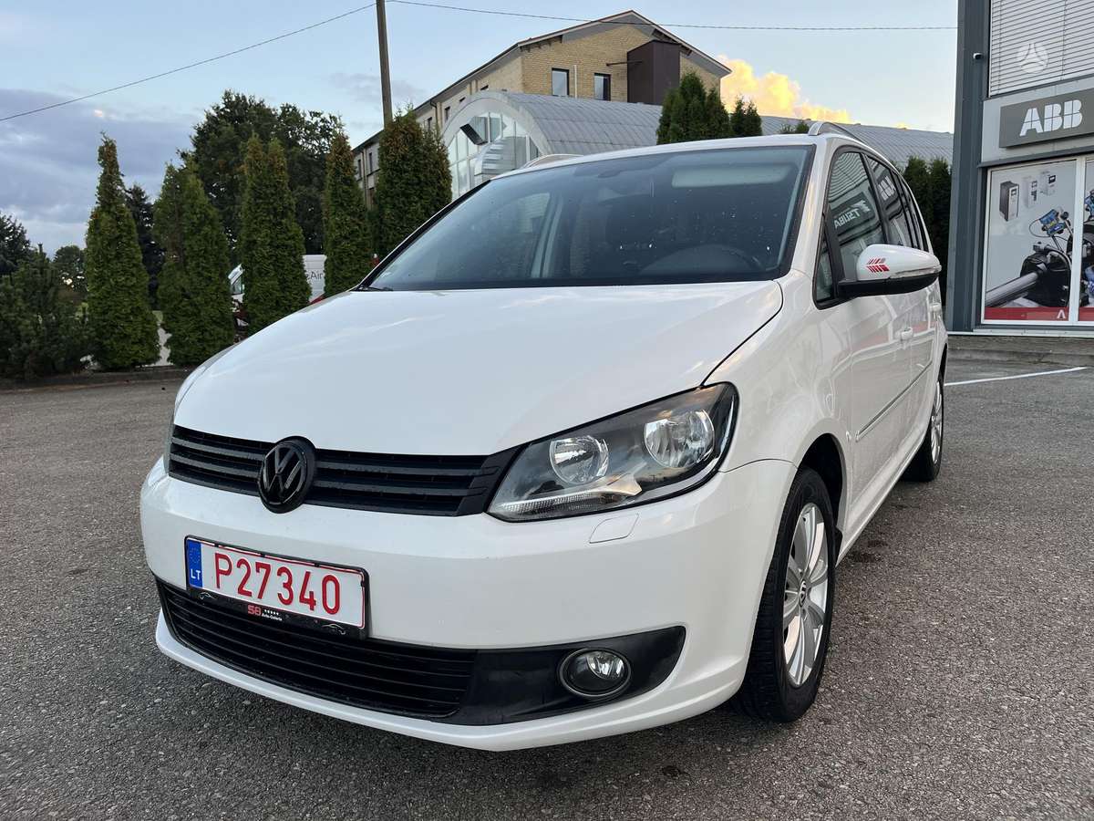 Volkswagen Touran 2010 — engine 1390 cm³, 140 HP (103kW)