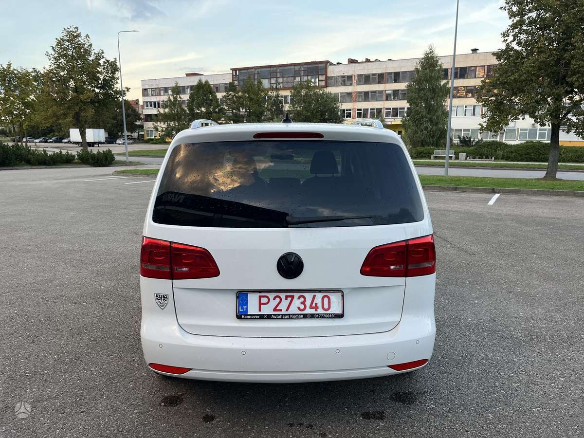 Volkswagen Touran 2010 — photo 6