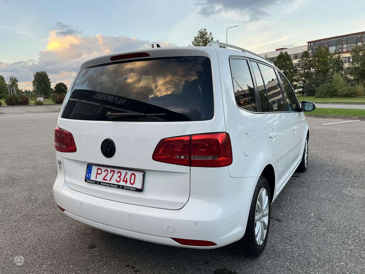 Volkswagen Touran 2010 — photo 7