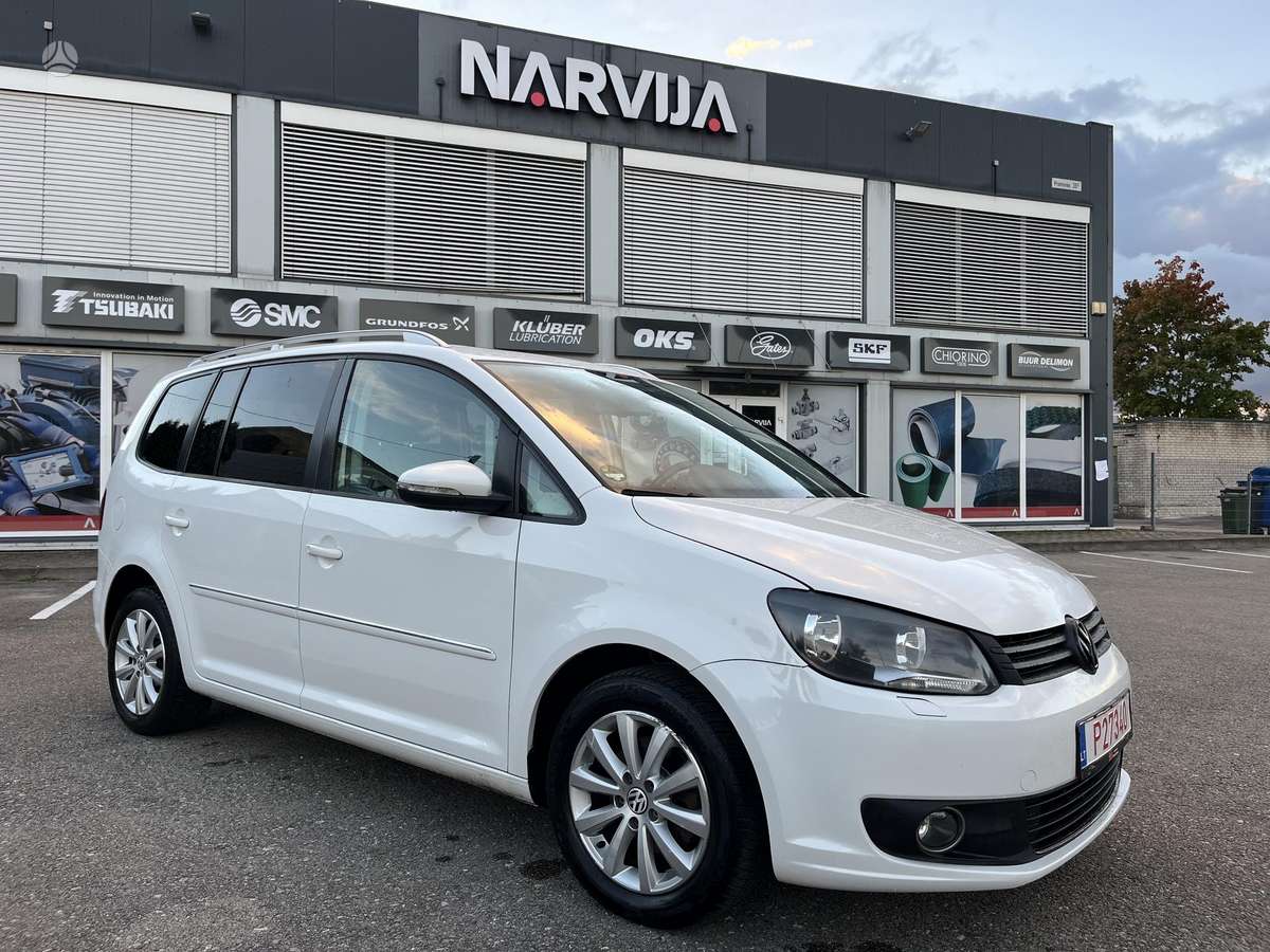 Volkswagen Touran 2010 — photo 9
