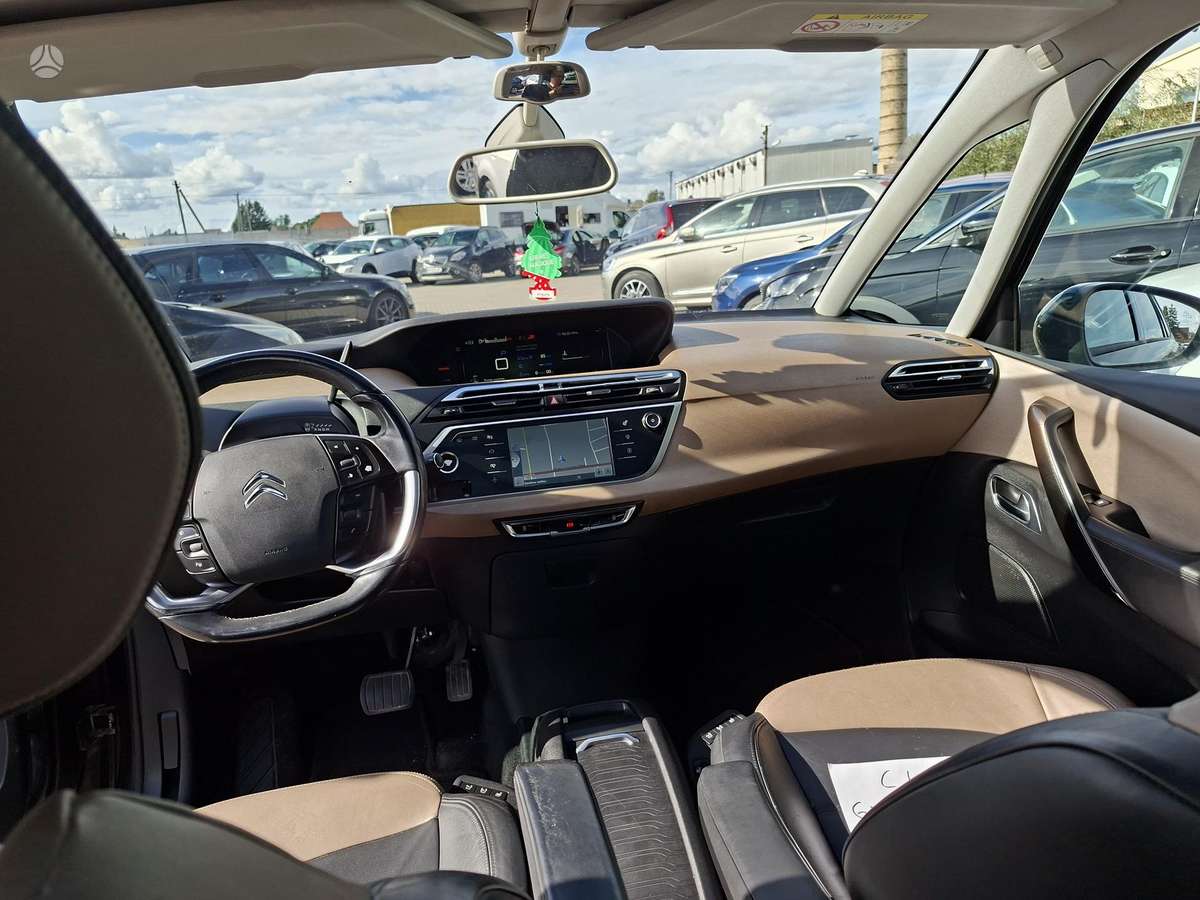 Citroen Grand 2014 — photo 10