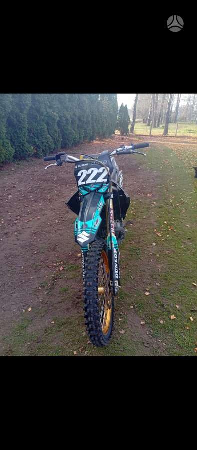 Suzuki RM, 2004