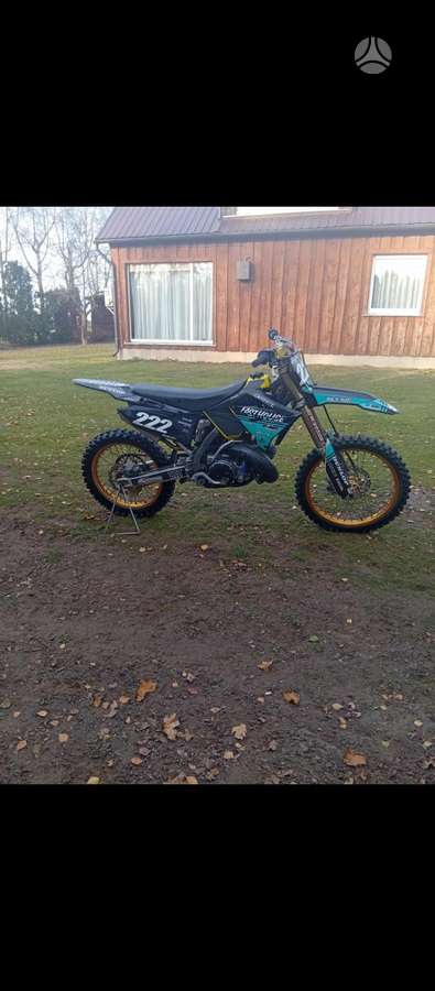 Suzuki RM 2004 — engine 250 cm³, 54 HP (40kW)