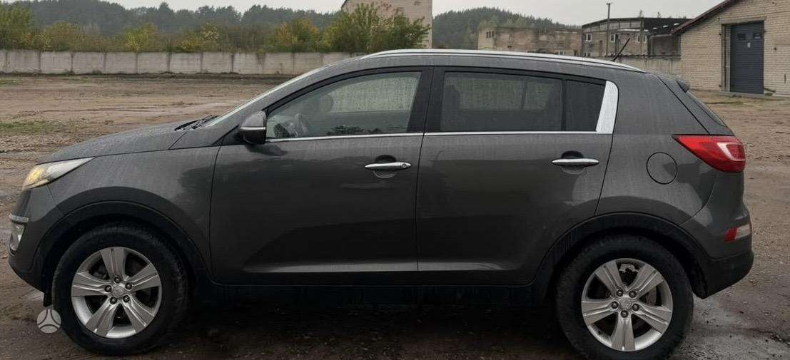 Kia Sportage 2011 — photo 10