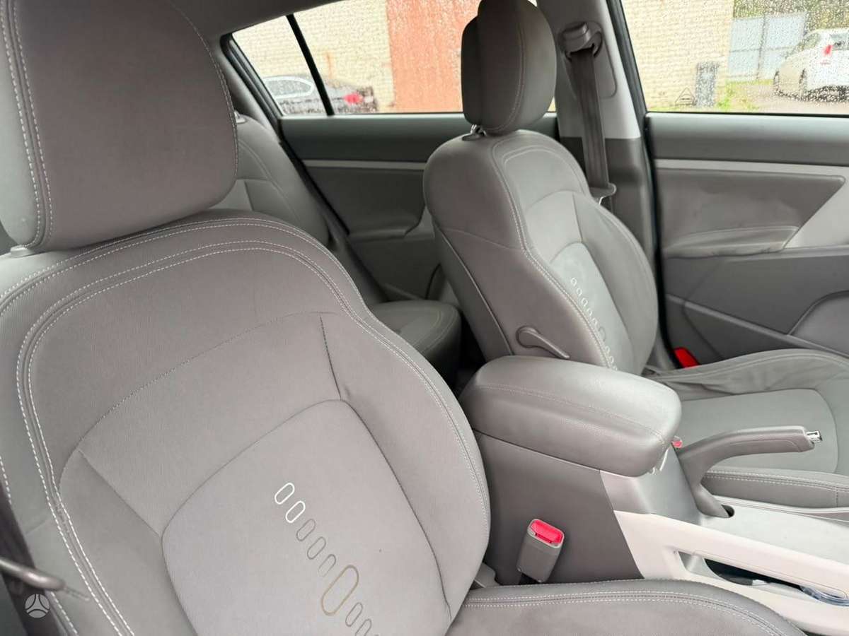 Kia Sportage 2011 — photo 20