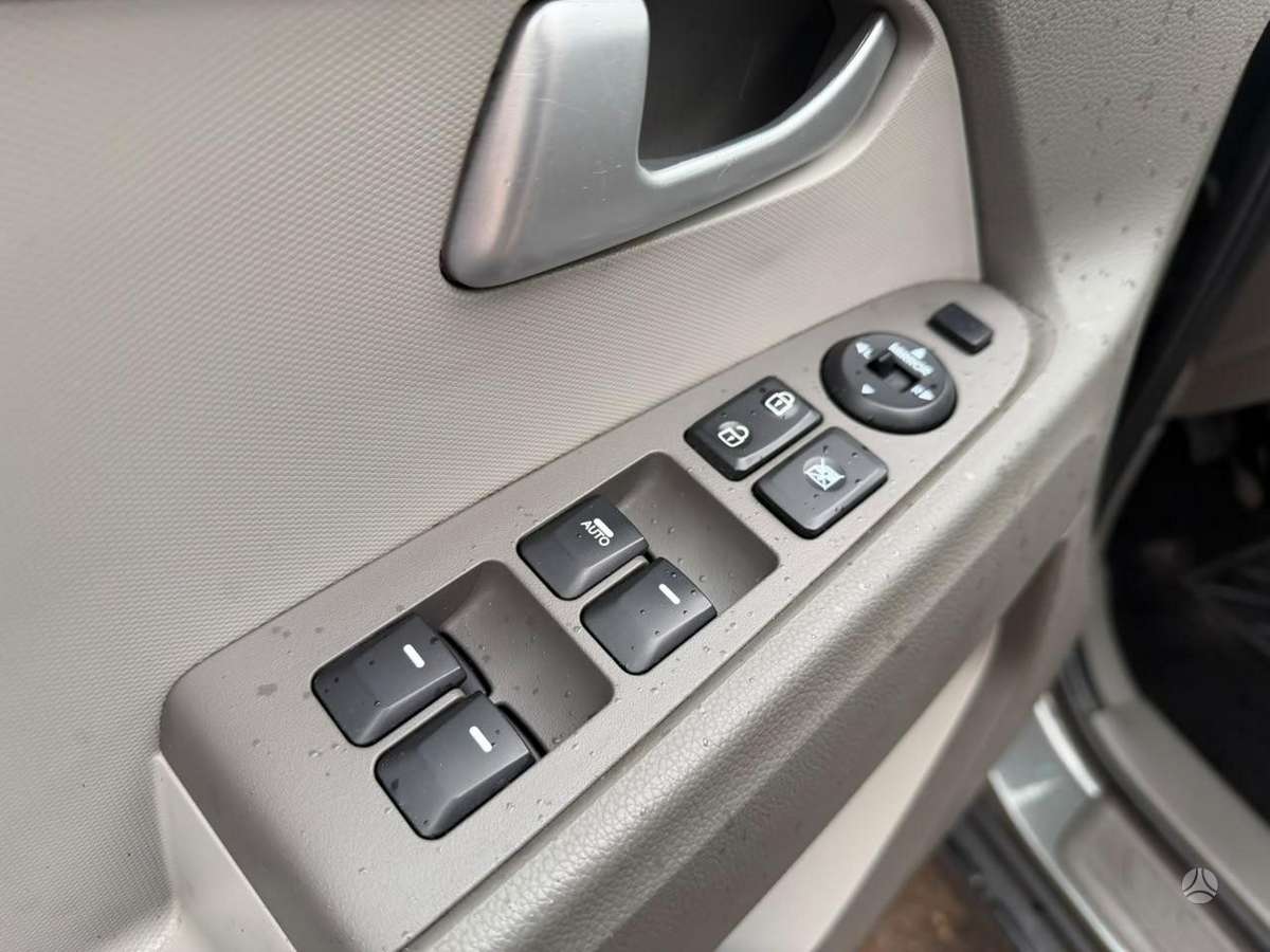 Kia Sportage 2011 — photo 22