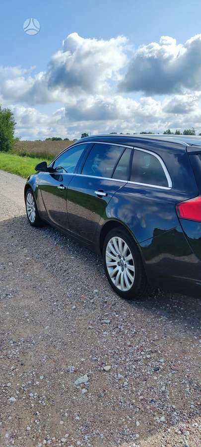 Opel Insignia 2009 — двигун 1956 cm³, 160 HP (118kW)