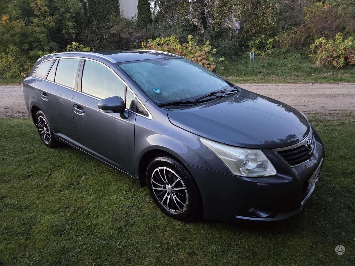 Toyota Avensis, 2009