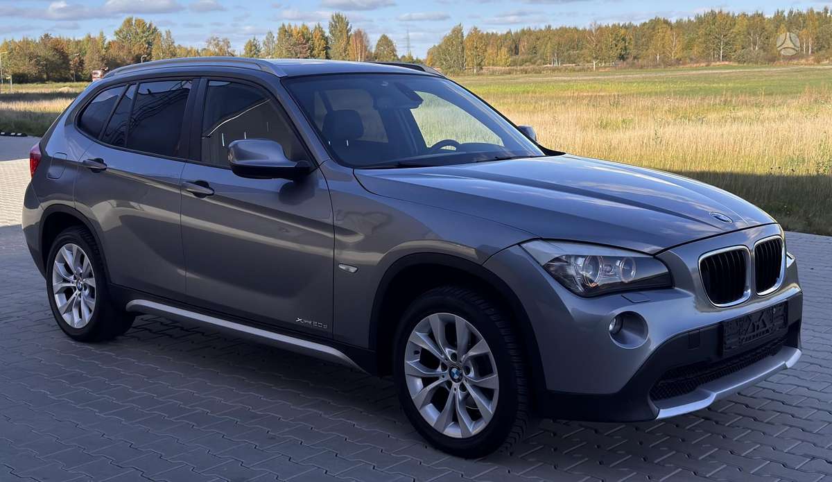 BMW X1 2010 — фото 10
