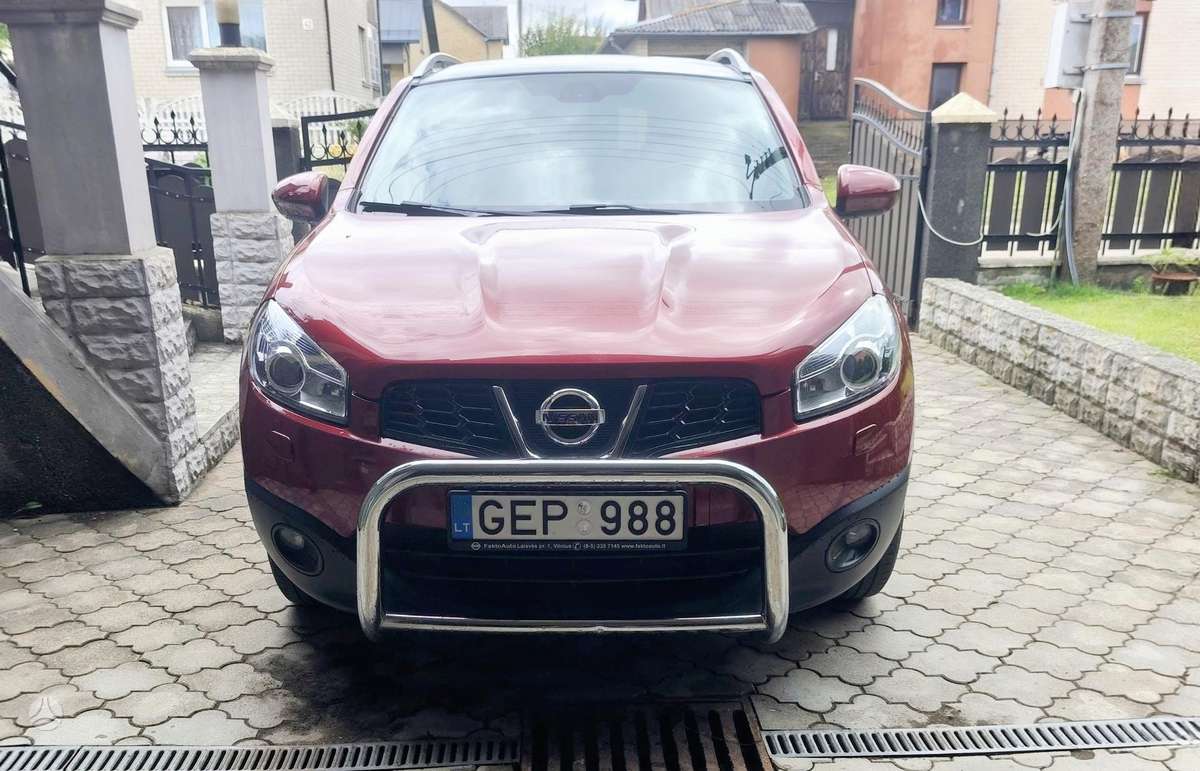 Nissan Qashqai 2012 — двигун 1598 cm³, 117 HP (86kW)