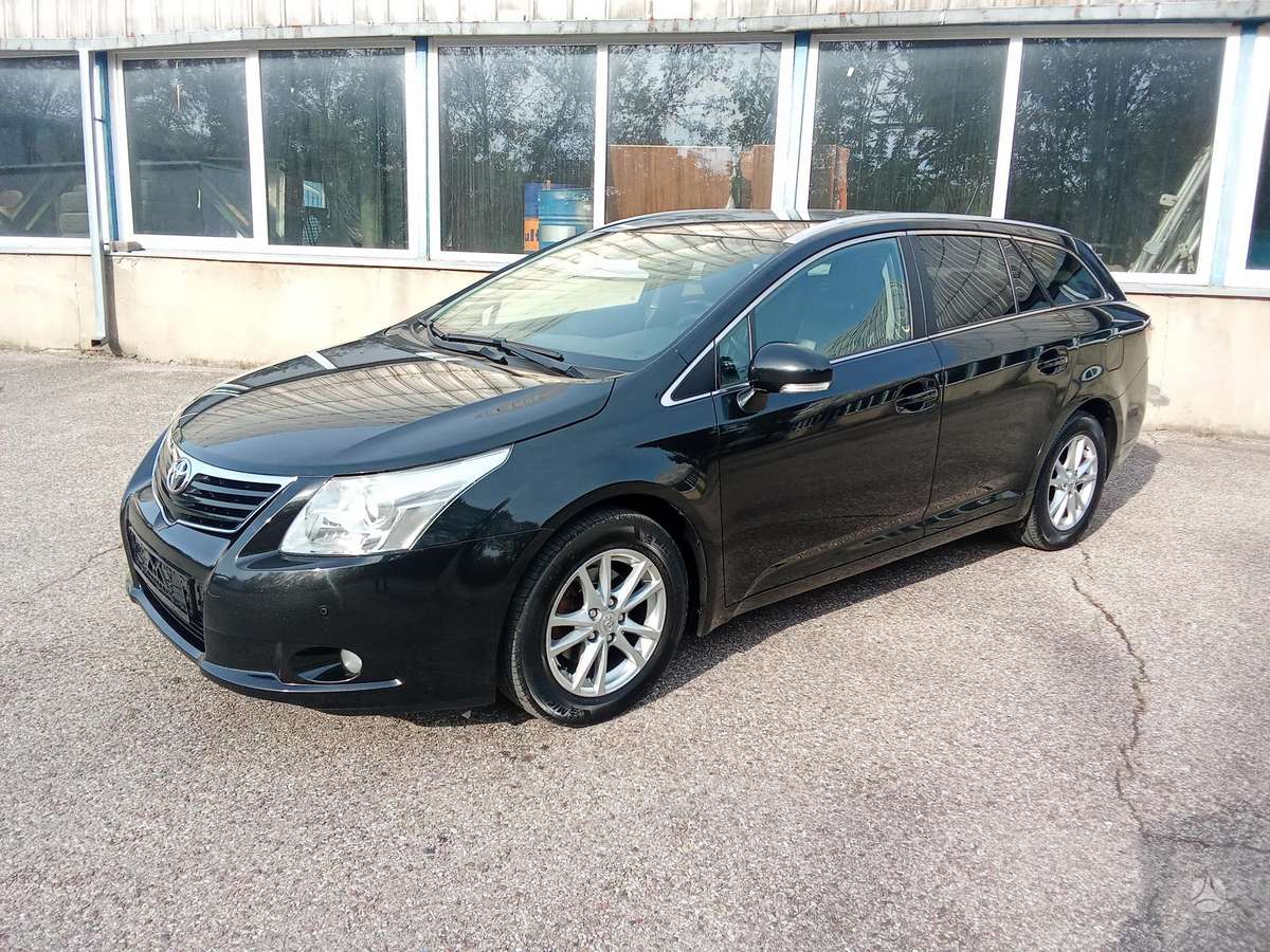 Toyota Avensis 2011 — photo 6