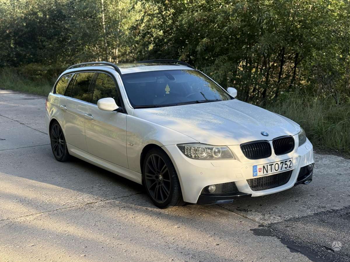 BMW 320 2009 — photo 13