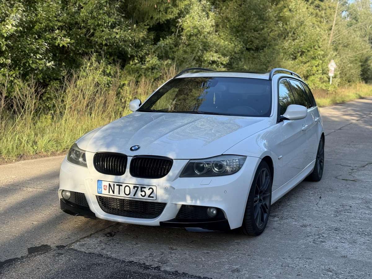 BMW 320 2009 — photo 7
