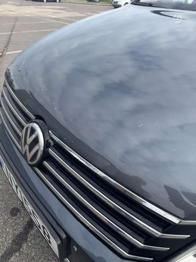 Volkswagen Passat 2012 — photo 17