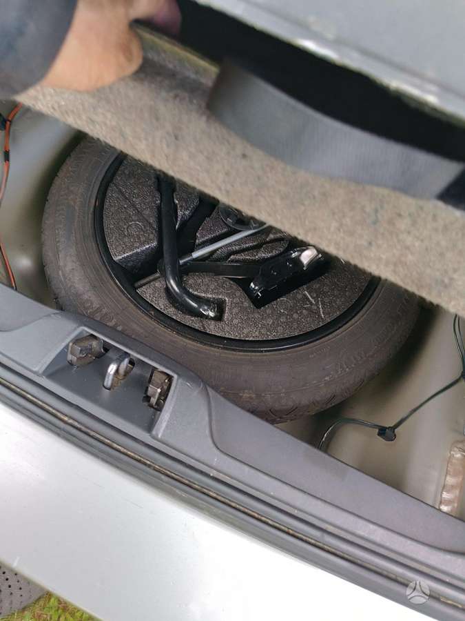 Volvo V70 2015 — photo 10