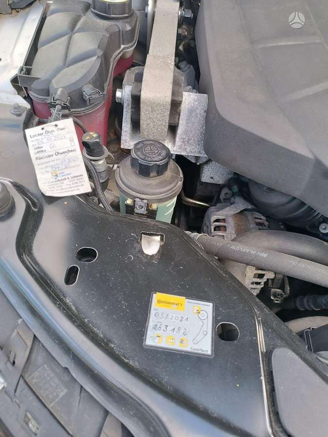 Volvo V70 2015 — photo 12