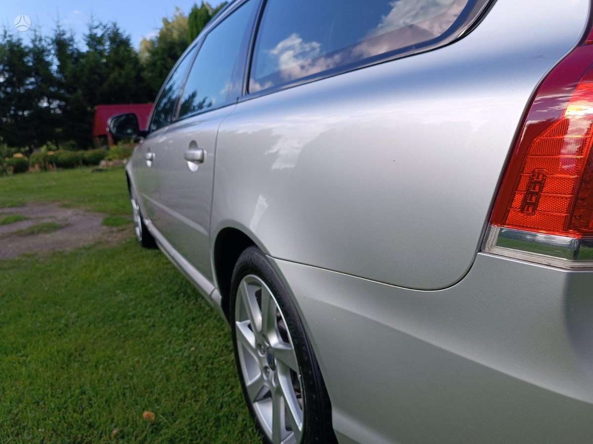 Volvo V70 2015 — photo 6