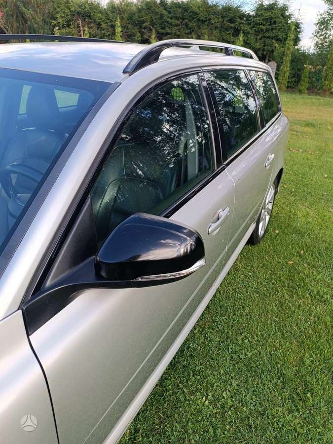 Volvo V70 2015 — photo 8