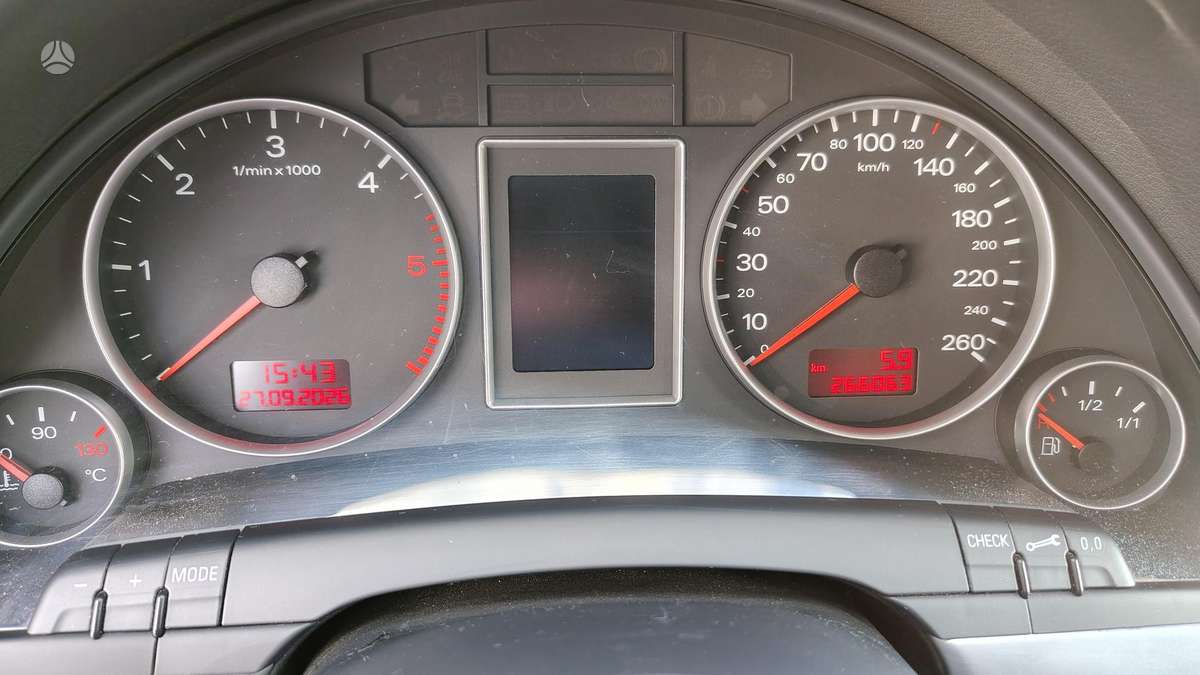 Audi A4 2006 — photo 10