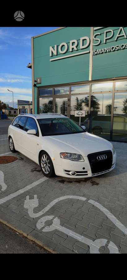 Audi A4 2006 — rear view