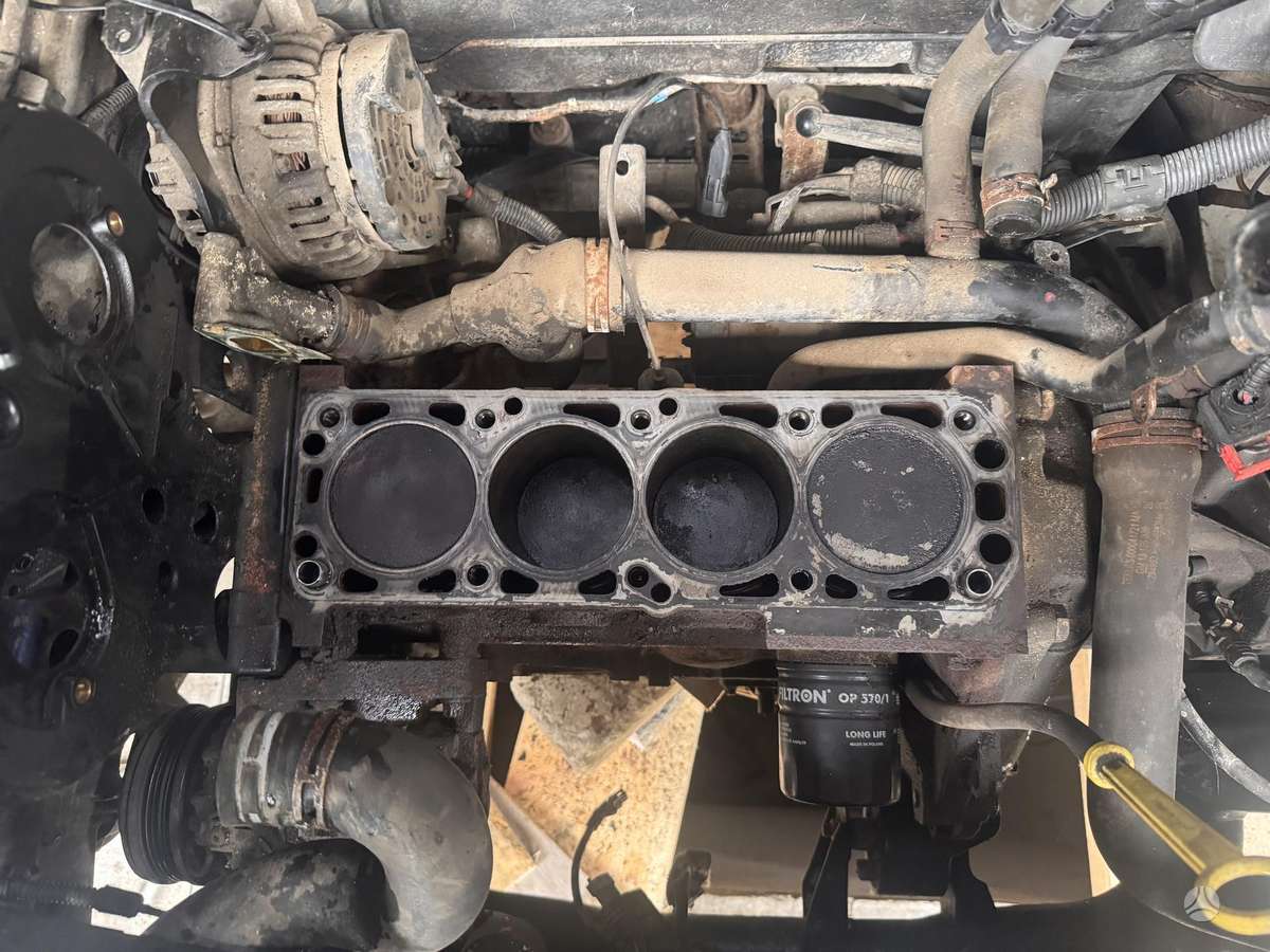 Opel Meriva 2005 — engine 1598 cm³, 101 HP (74kW)