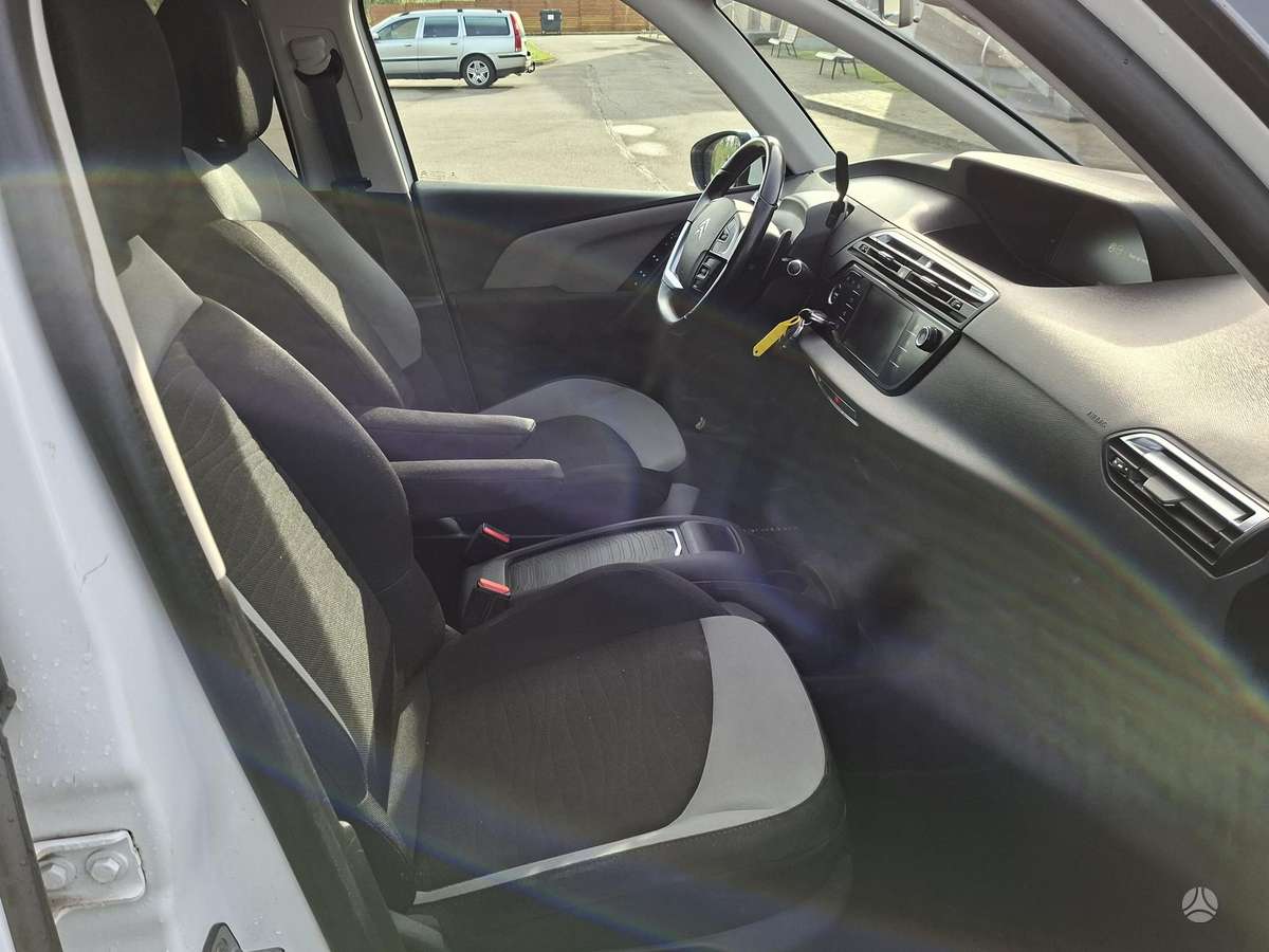 Citroen Grand 2015 — photo 12