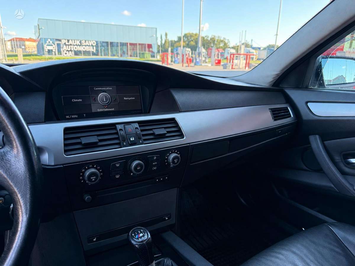 BMW 525 2005 — photo 7