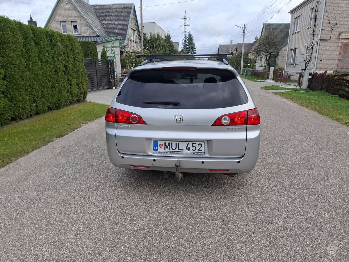 Honda Accord 2008 — engine 2204 cm³, 140 HP (103kW)