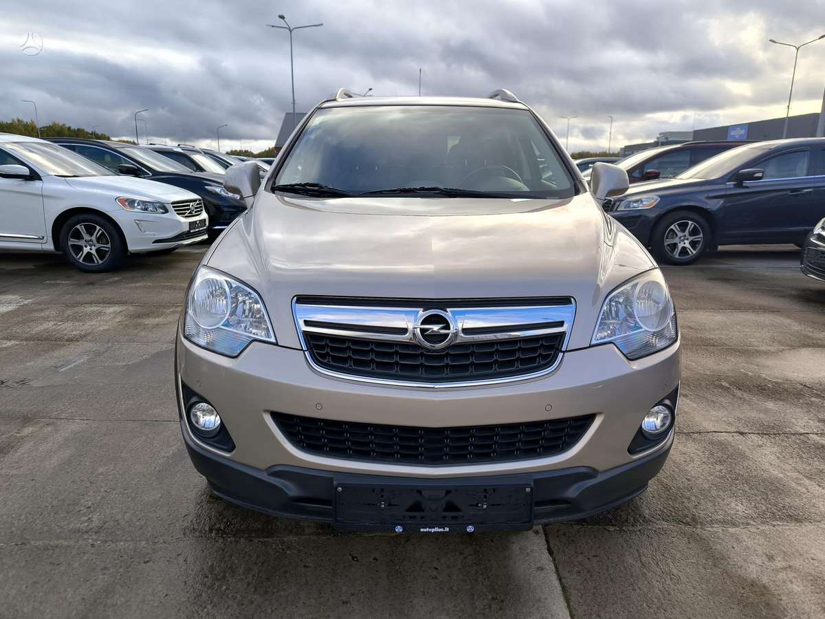 Opel Antara 2012 — вигляд ззаду