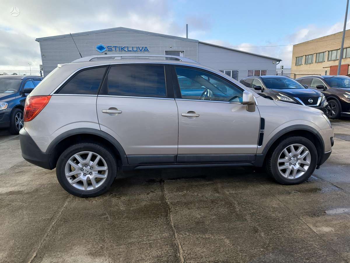 Opel Antara 2012 — двигун 2231 cm³, 163 HP (120kW)
