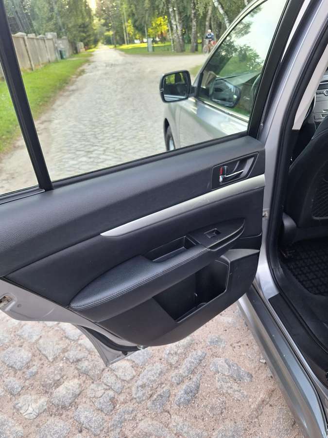 Subaru Legacy 2009 — photo 15