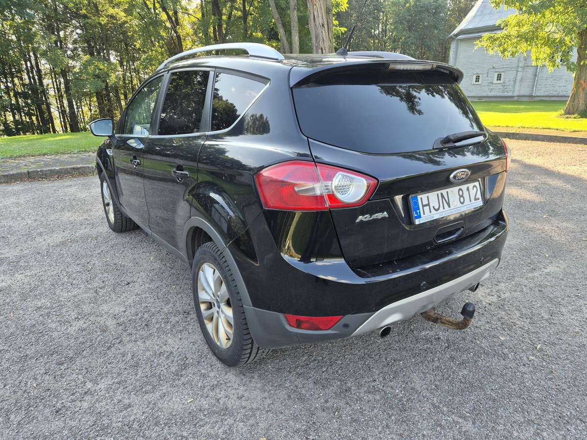 Ford Kuga 2011 — двигун 1997 cm³, 163 HP (120kW)