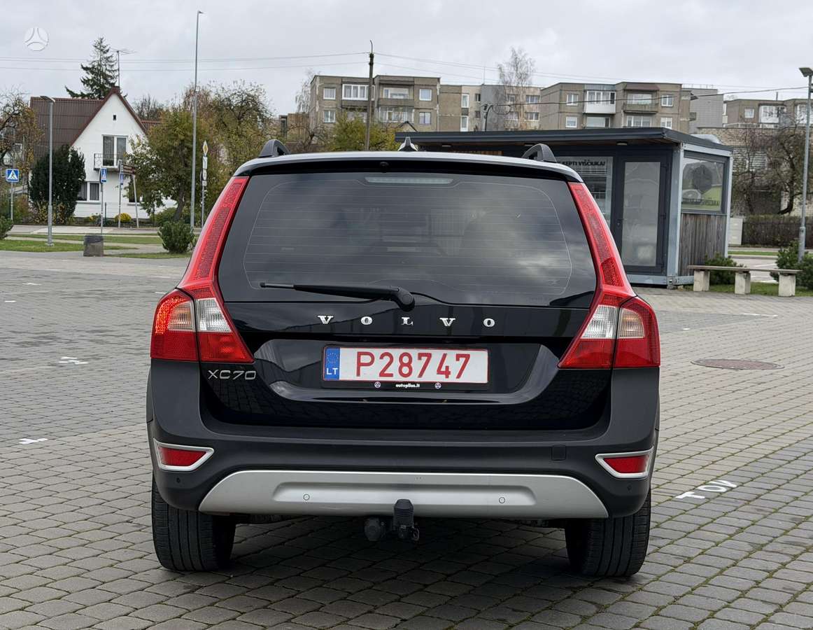 Volvo XC70 2012 — photo 12