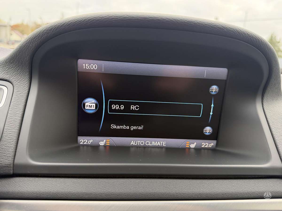 Volvo XC70 2012 — photo 20